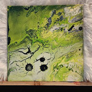 Acrylic Pour Artwork "Green"